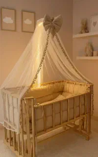 کنار تختی مادر