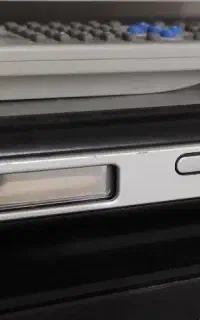 دستگاه دی و دی و سی دی