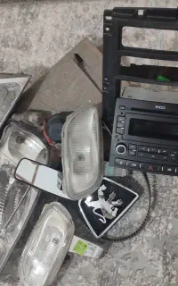 چراغ پژو