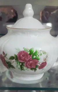 قوری کلکسیونی زعفرونی