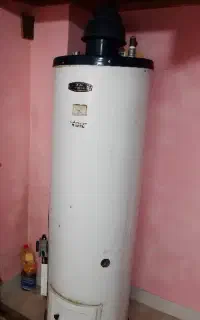 آبگرمکن ایستاده در حد نو ۶۰ گالن