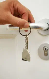 کلیدسازی.بازکردن درب منزل و خودرو هروقت شبانه روز