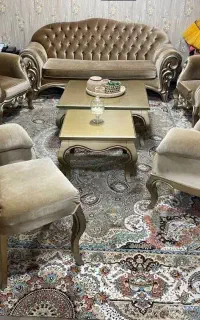 فروش مبل کلاسیک  به همراه میز ناهارخوری هشت نفره