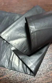 کیسه زباله سیاه و رنگی