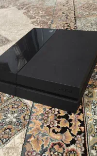 ps4 fat کپیخور به همراه ۲ دسته ورژن9طلایی کمیاب