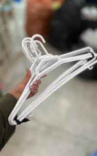 رگال،چوب لباسی و مانکن