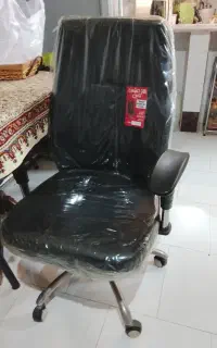 صندلی اداری جک دار نوع حادصنعت نوین