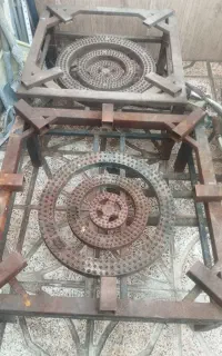 اجاق بزرگ سه شعله برای اشپزی