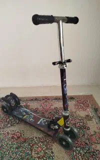 اسکوتر.