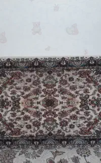 پشتی کرم