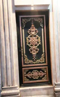نقاشی ساختمان پارس با ۲۵سال سابقه استادکاری