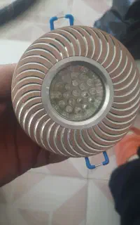 دوازده عدد هالوژن،سالم