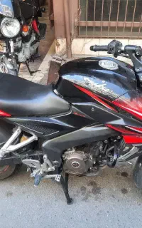 موتور سیکلت ns200