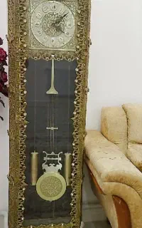ساعت ایستاده برنجی