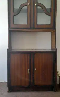کمد چوبی