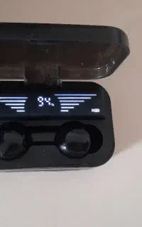 هدفون بلوتوثی دارم نو هستن قیمتشون ۲۵۰۰