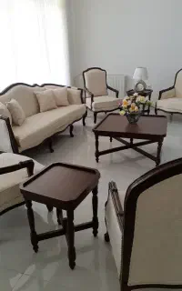 سرویس مبل کلاسیک بسیار زیبا و تمیز ۷نفره