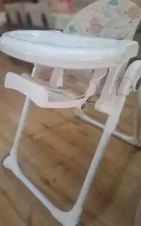 صندلی غذای کودک