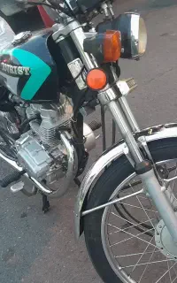 هندا۹۵ معاوضه با رهرو مدل بالا هم دارم