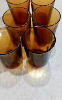 یه دست نیم لیوانی (قدیمی)