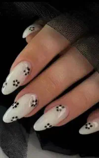خدمات حرفه‌ای ناخن با تخفیف ویژه برای مشتریان جدید