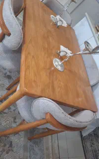 میز ناهار خوری
