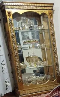 بوفه چوبی طلایی