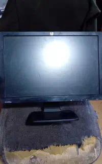 مانیتور ۱۹ اینچ hp