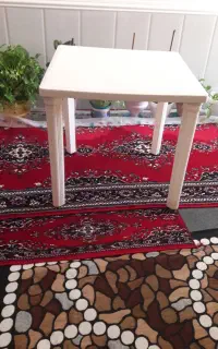میز پلاستیکی چهار نفره