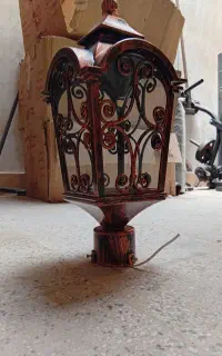 چراغ حیاطی