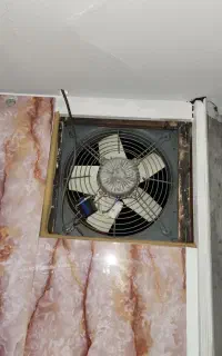 فریزر کالباس بر فر منقل سرخکن گاز فن دیگ هود سینک