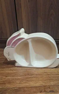اردوخوری تنقلات خوری گلابپاش دیوارکوب