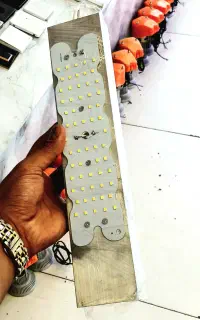 پرژکتور ال ای دی  ۱۰۰وات ۱۵۰وات ۲۰۰وات