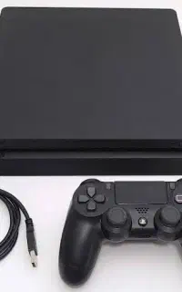 پلی استیشن ۴ (PS4)