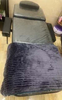 تخت ماساژ و مژه