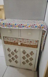 میز اتو و چرخ خیاطی