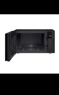 مایکرو ویو 42 لیتری ال جی 8295
