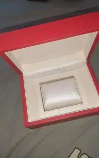 جعبه ی ساعت اصلی