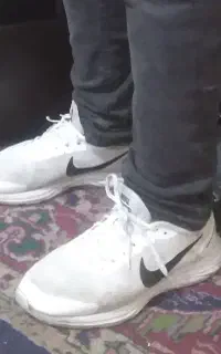کفش اسپرت نایک سایز۴۳  ۴۴درحد نو خارجی