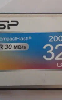 رم cf 32