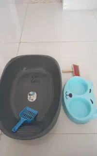 ظرف خاک و بیلچه ، ظرف غذا و برس گربه