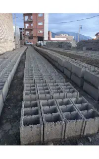 کار برای اتباع در کارگاه تیرچه بلوک