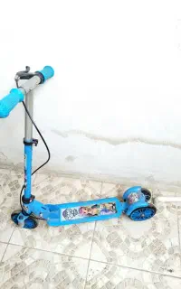 اسکوتر تاشو ترمز دار