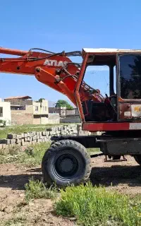 بیل. مکانیکی 1302E اطلس