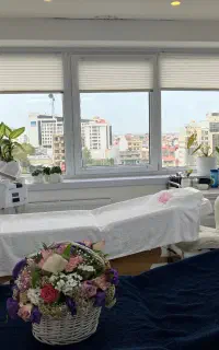 جاره جای کار در سالن زیبایی شیک و مجهز