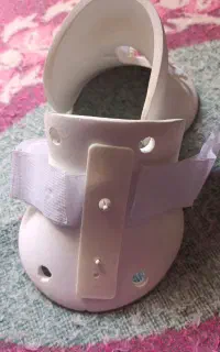 گردنبند طبی