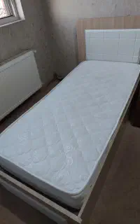 تخت ،کمد و تشک خوش خواب نوجوان سالم ود در حد نو