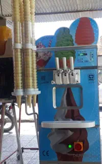 بستنی ساز قیفی نیکنام