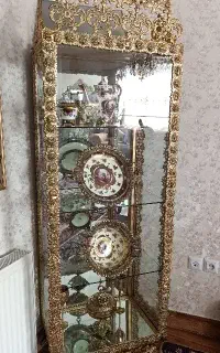 بوفه برنزی