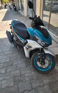 موتور سیکلت اکروس